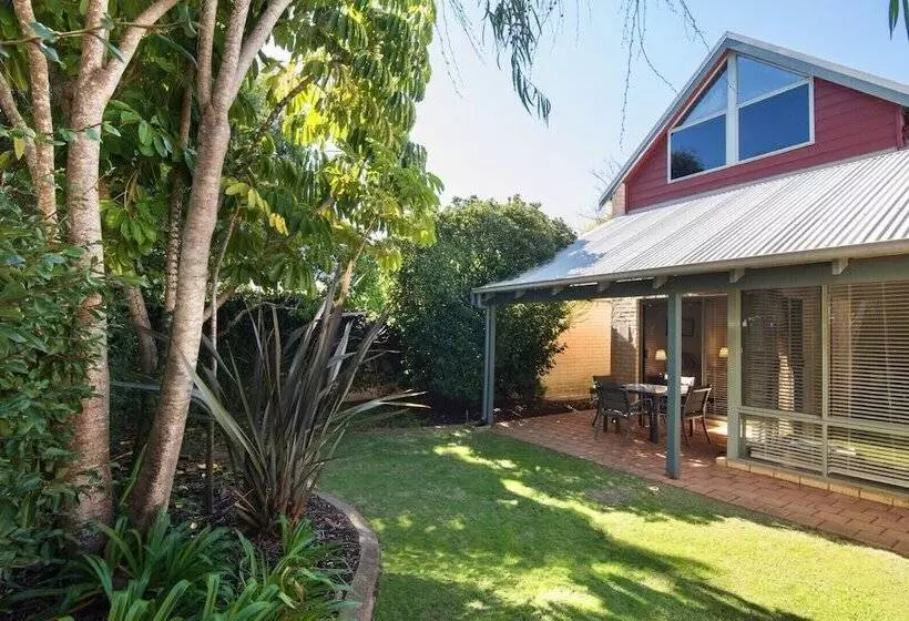 Bayshore Beachside Resort