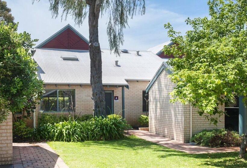 Bayshore Beachside Resort