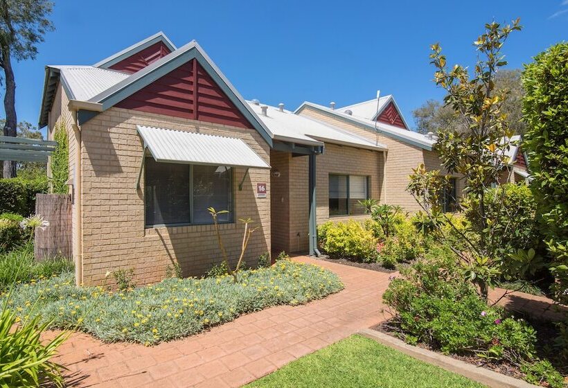 Bayshore Beachside Resort