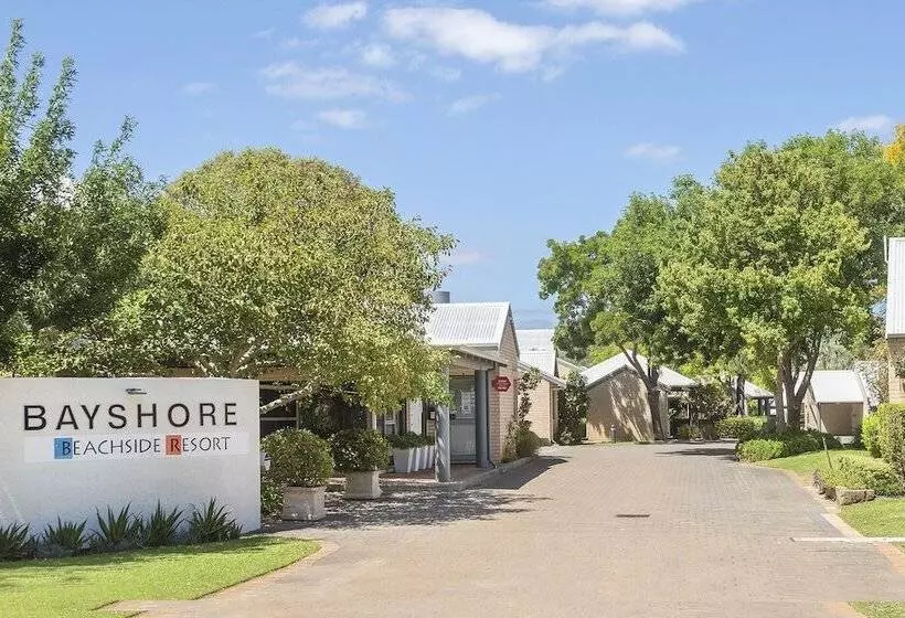 Bayshore Beachside Resort