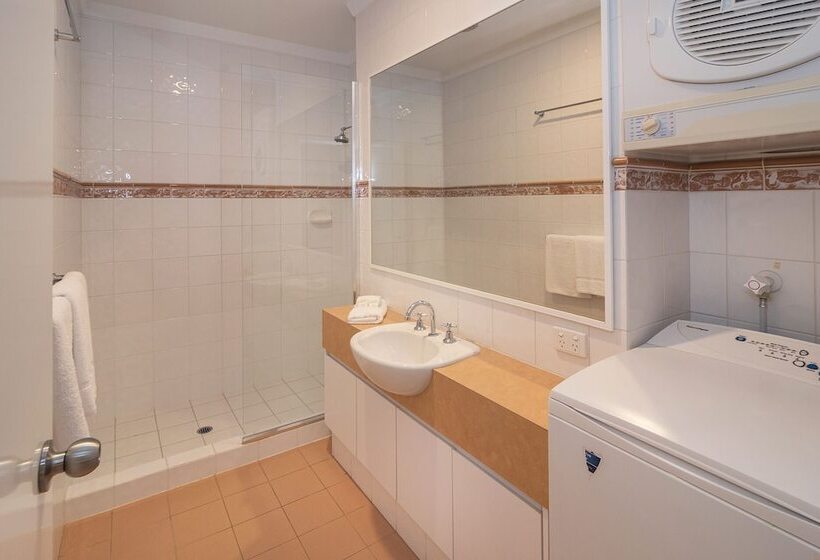 Bayshore Beachside Resort