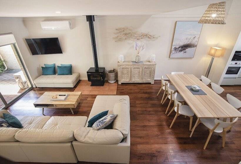 Bayshore Beachside Resort