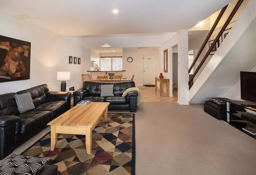 Bayshore Beachside Resort