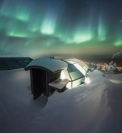 Golden Crown Levin Iglut