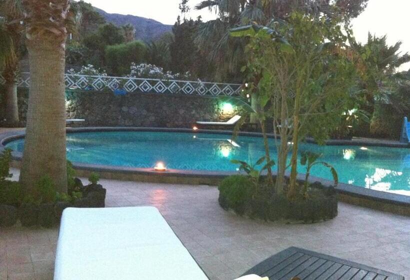 בית מלון כפרי Al Togo Fitness & Relax