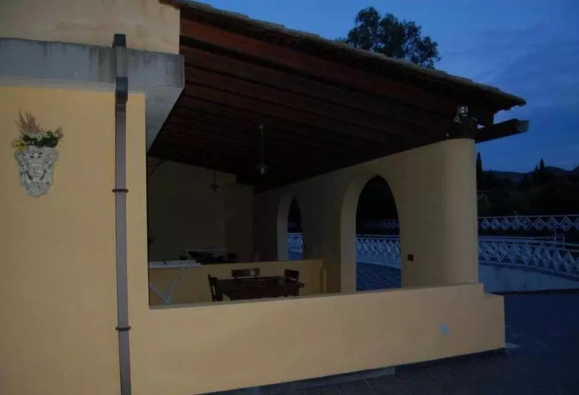 בית מלון כפרי Al Togo Fitness & Relax