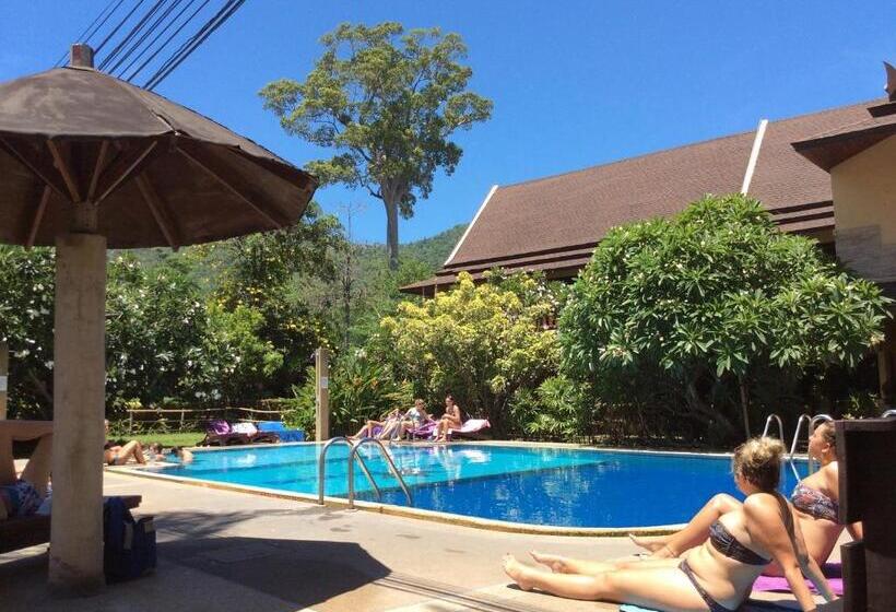 Отель Asia Divers Resort