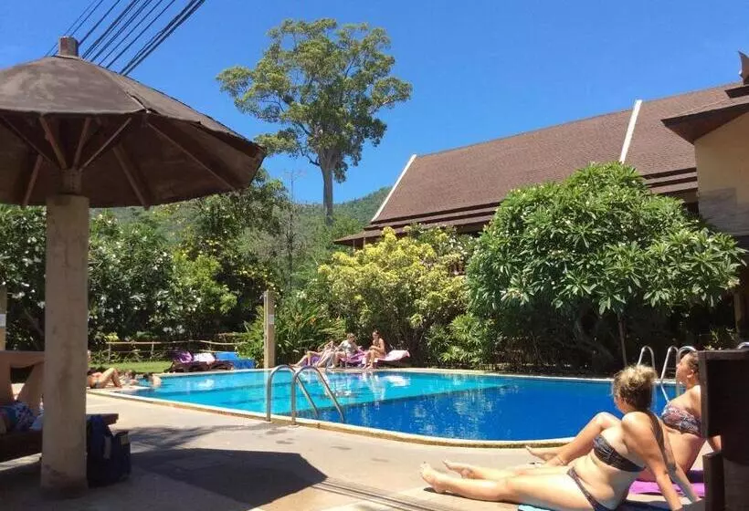 Отель Asia Divers Resort