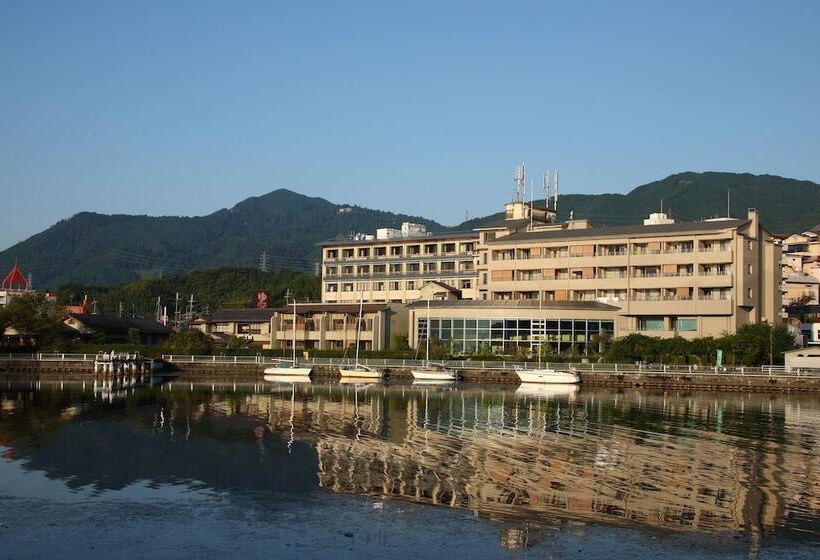 酒店 Biwako Ryokusuitei