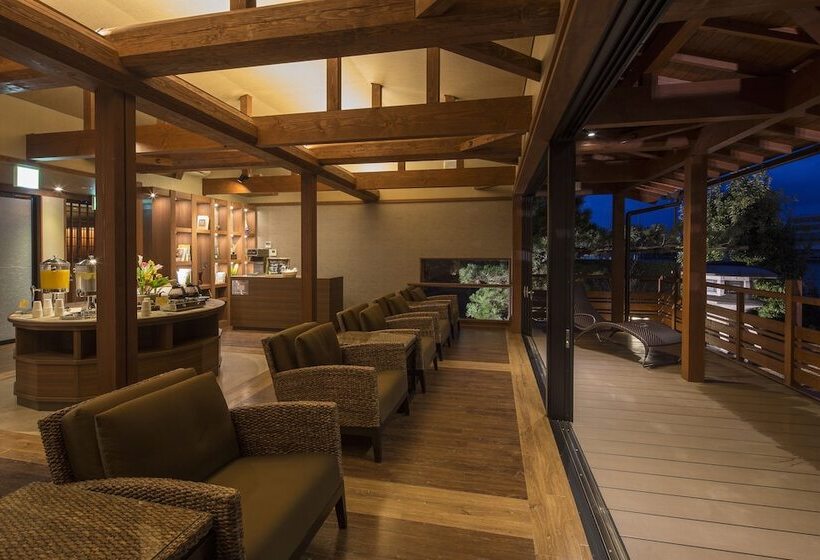 酒店 Biwako Ryokusuitei