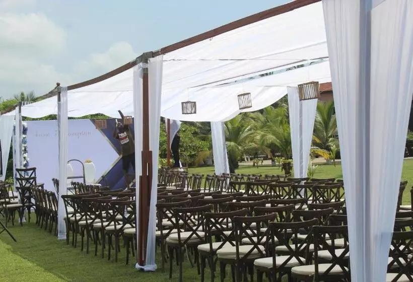 酒店 Bojo Beach Resort