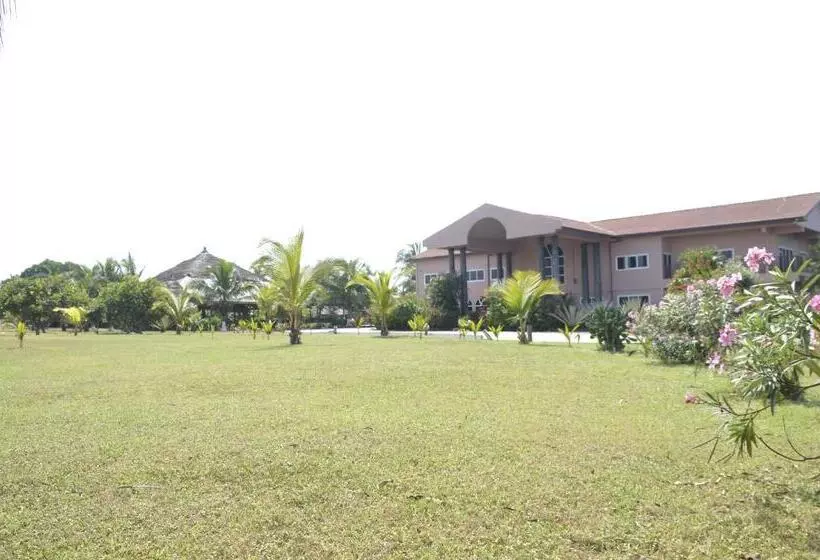 酒店 Bojo Beach Resort