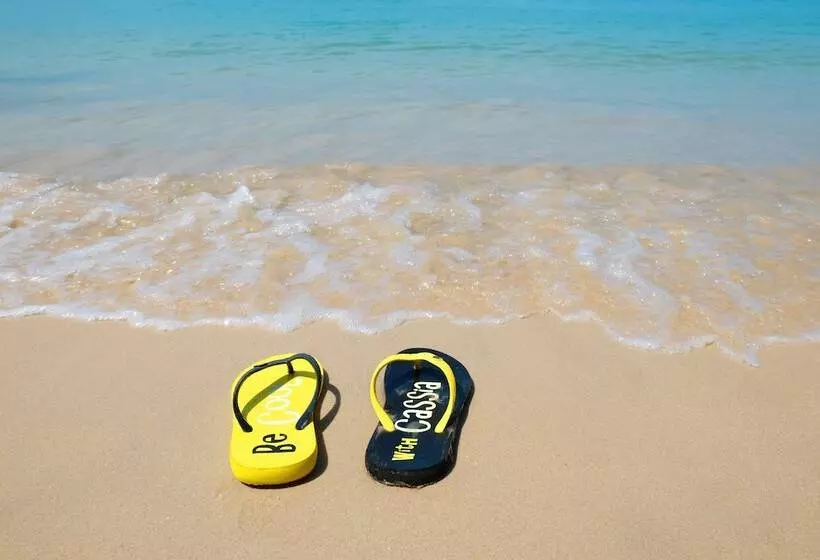 ホテル Cassia Phuket   A Brand Of Banyan Group