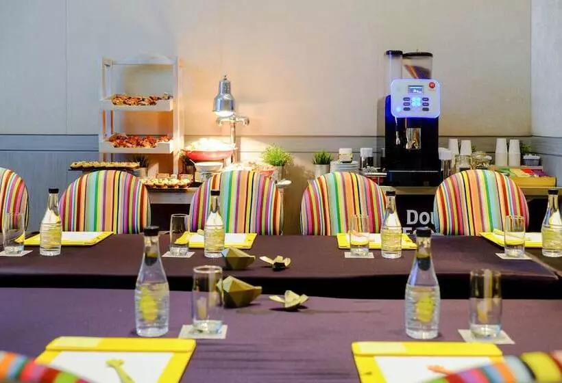 ホテル Cassia Phuket   A Brand Of Banyan Group