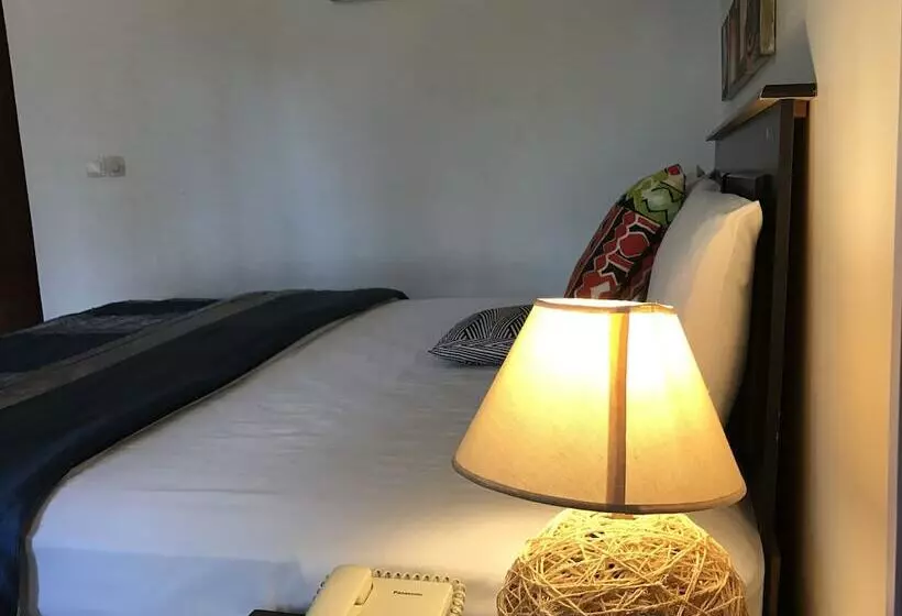 هتل Kwetu Residence Inn