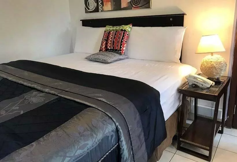 هتل Kwetu Residence Inn