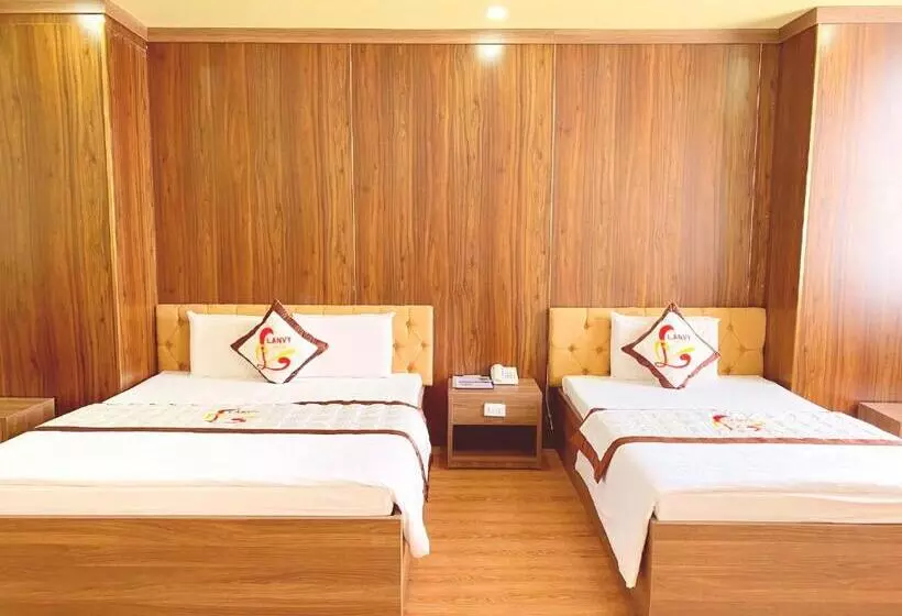Linh Phuong 8 Hotel   24 Hours Stay