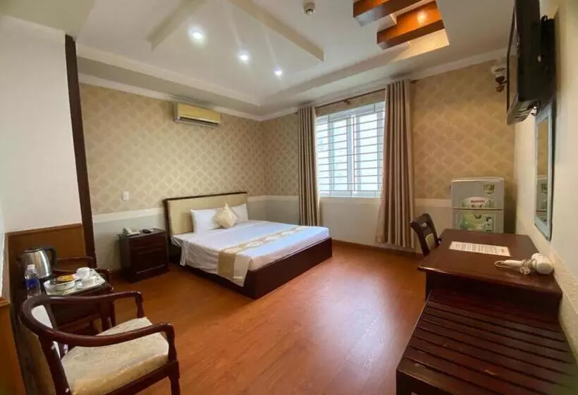 Linh Phuong 8 Hotel   24 Hours Stay