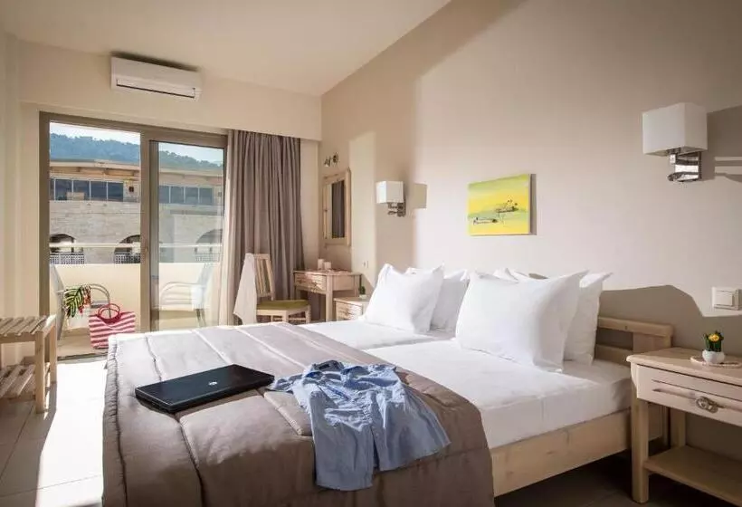 Malliotakis Beach Hotel By Checkin