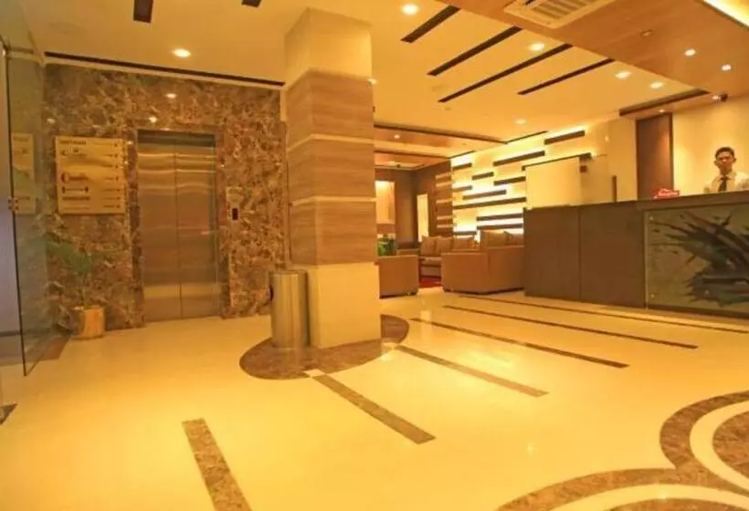 هتل Mirage Regency