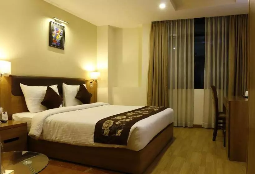 هتل Mirage Regency