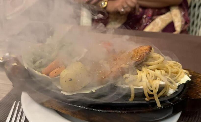 هتل Mirage Regency