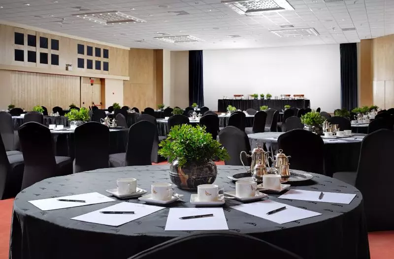 Szálloda Out Of The Blue Resort & Spa