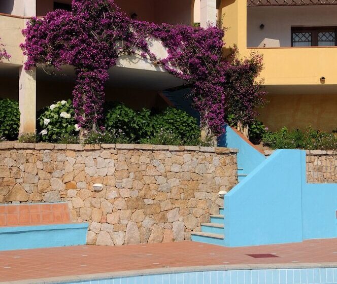 ホテル Vallemare Residence E Studios