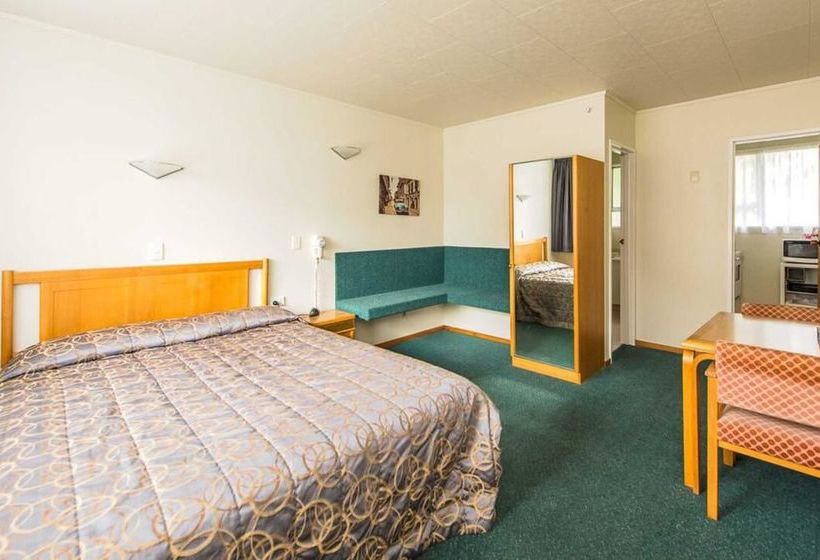 فندق على الطريق Econo Lodge Wanganui