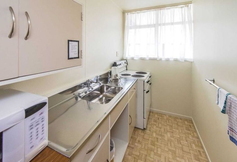 فندق على الطريق Econo Lodge Wanganui