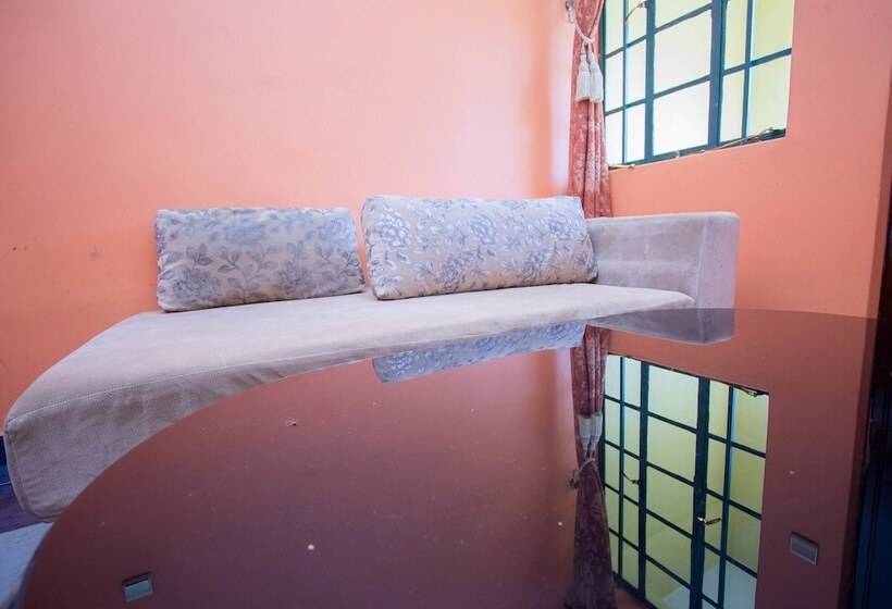 Parkview Safari Hotel And Apartments