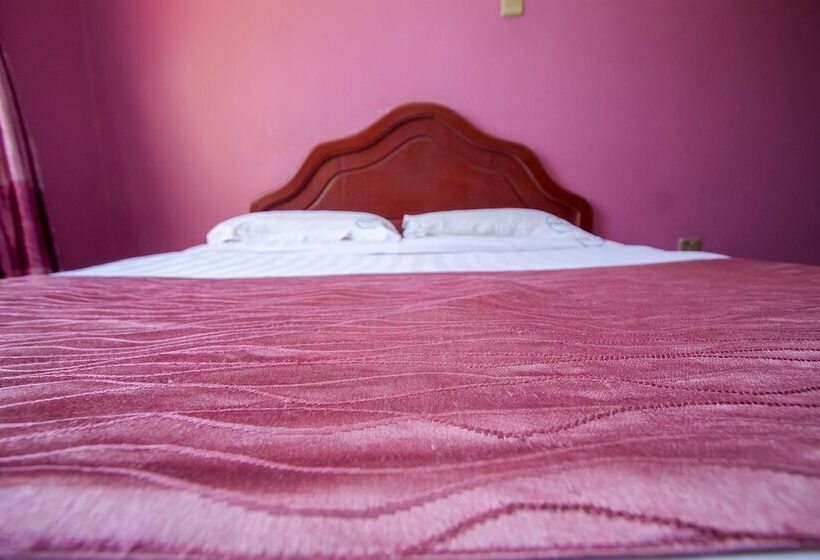 Parkview Safari Hotel And Apartments