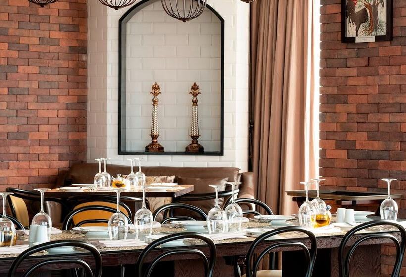 리조트 Le Méridien Dhaka