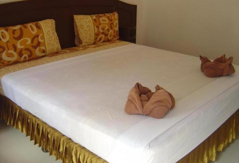 Resort Lucky Mother Bungalow