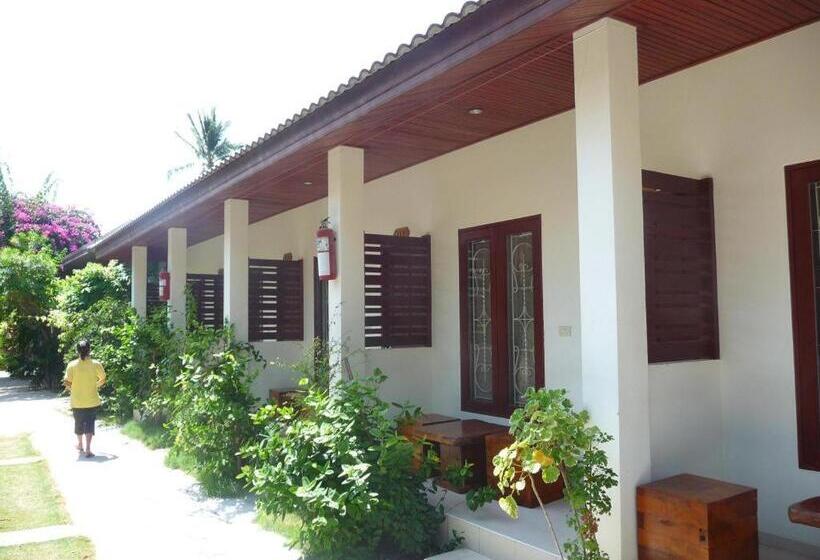 Resort Lucky Mother Bungalow