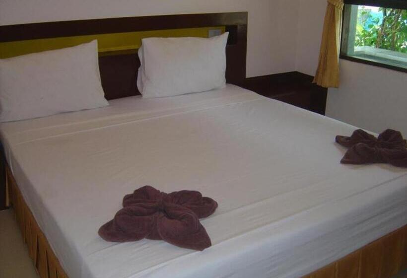 Resort Lucky Mother Bungalow