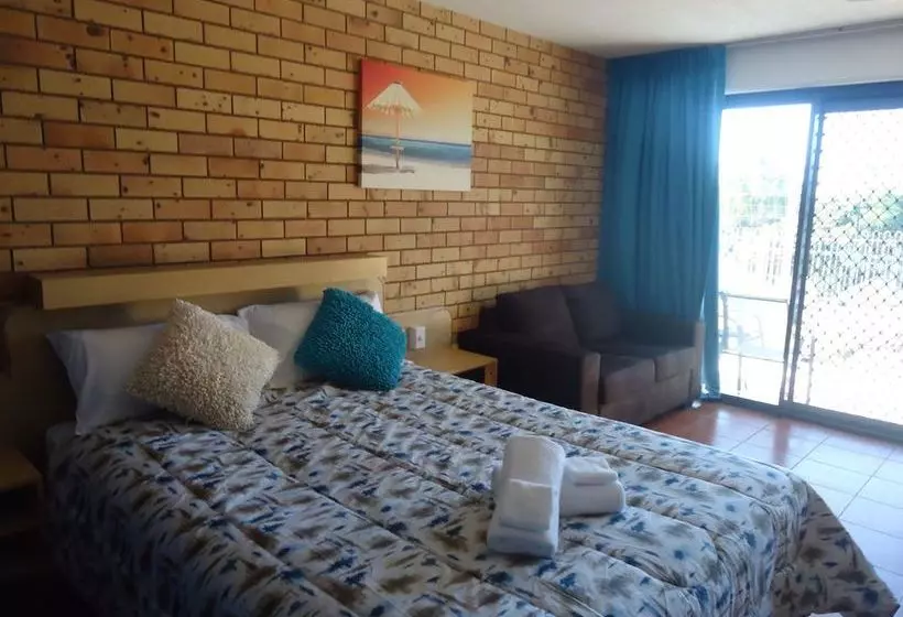 Tannum On The Beach Motel