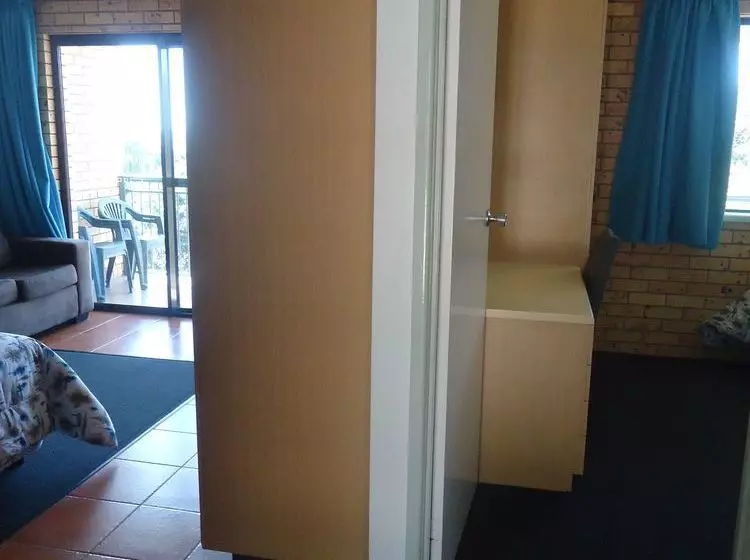 Tannum On The Beach Motel