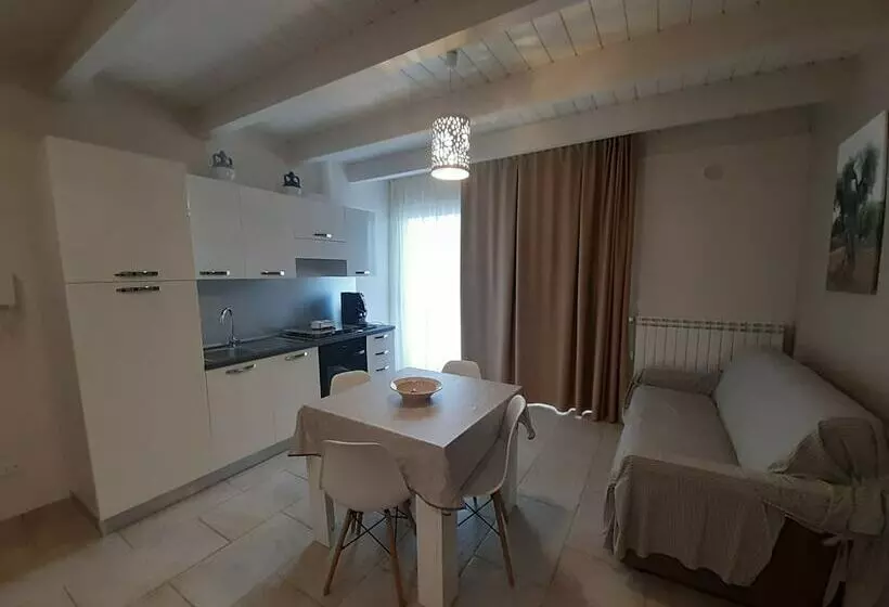 تختخواب و صبحانه Dimora Girolamo Charming Rooms