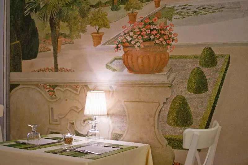 Eco Hotel Milano & Bioriso Restaurant