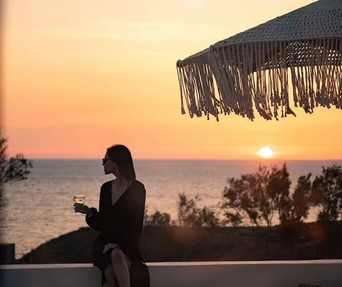 Hotelli Akri Suites Vourvoulos