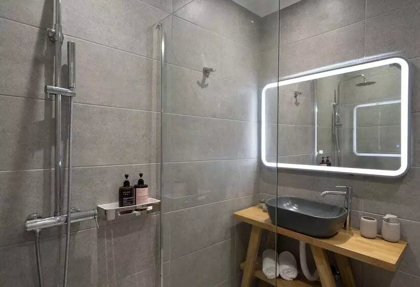 Hotelli Akri Suites Vourvoulos