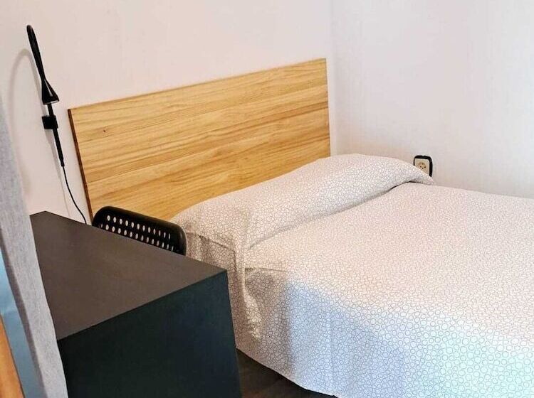 هتل Arc House Plaza