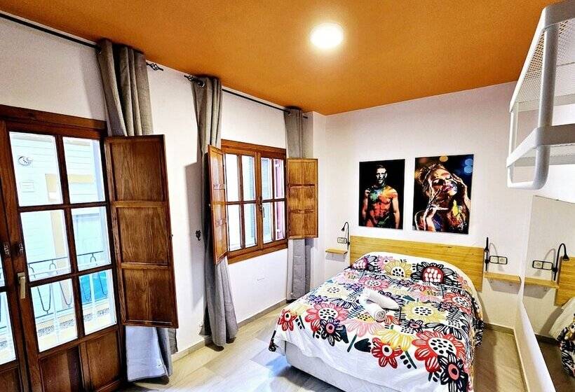 هتل Arc House Plaza