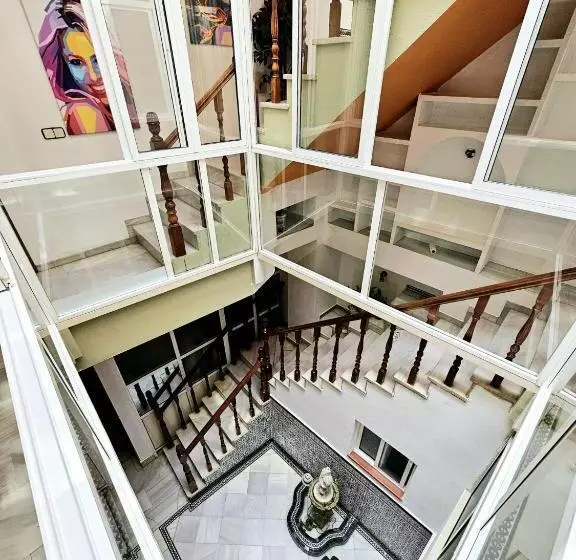 Hotelli Arc House Plaza