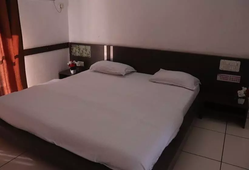 Hotelli Cbc Residency