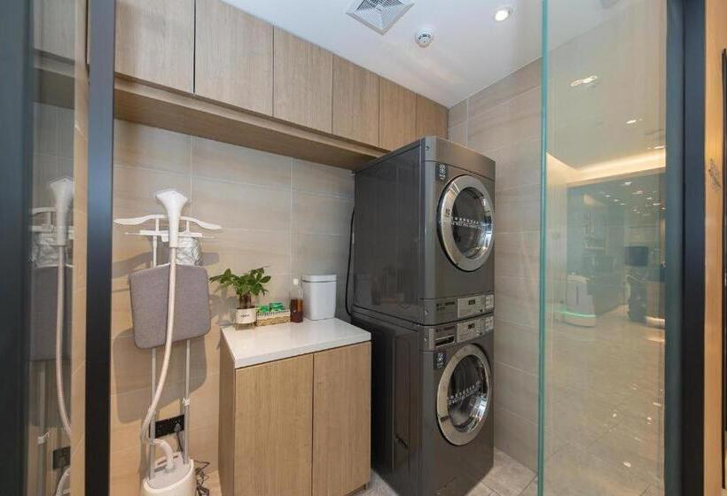 Hanting Hotel Shanghai Xujiahui Wanping South Road