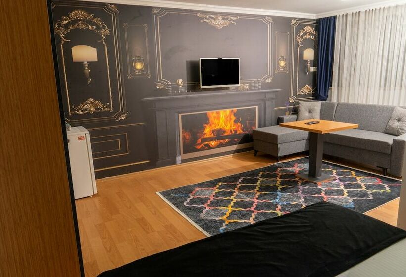 Отель Heraldic Room