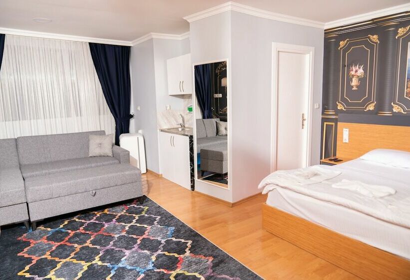 Отель Heraldic Room