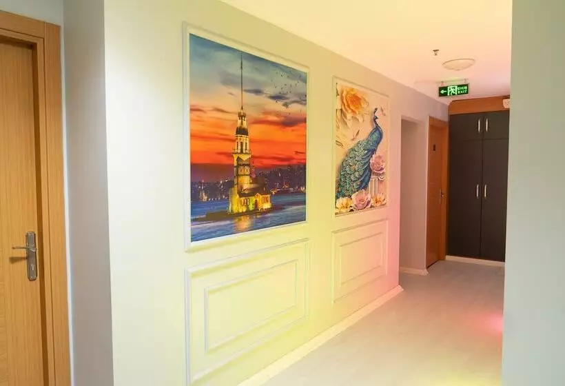 ホテル Heraldic Room